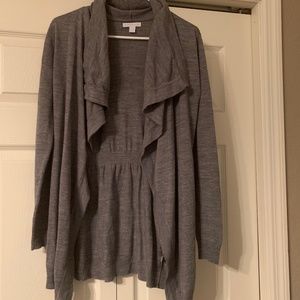 Grey cardigan